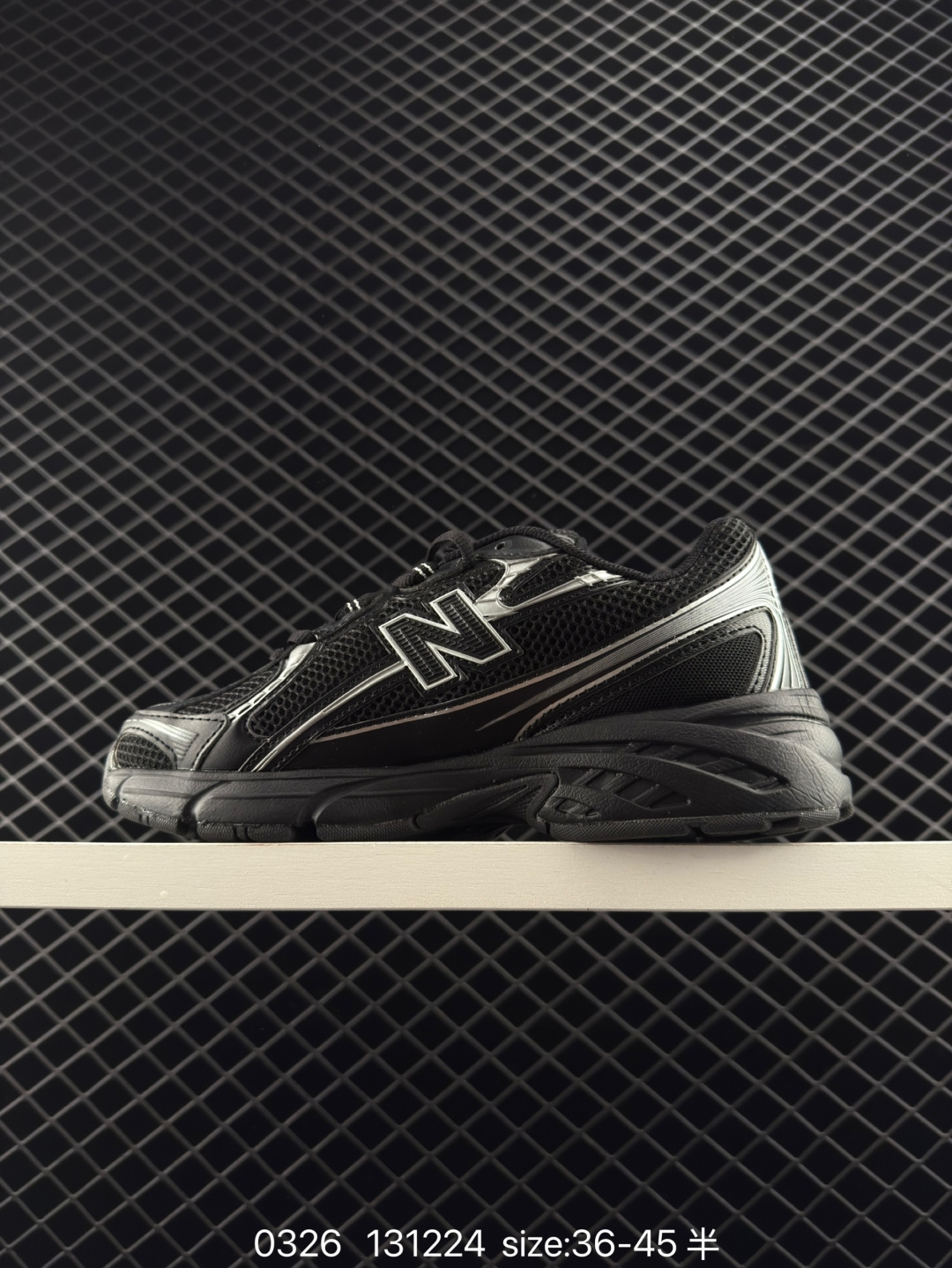 New Balance 740